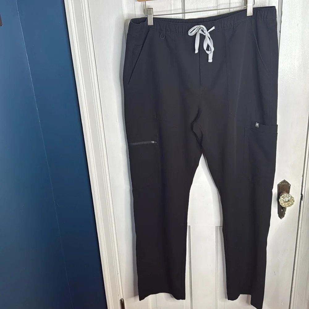 Figs Men's Cairo Cargo Black Scrub Pants M-320 Sz XL